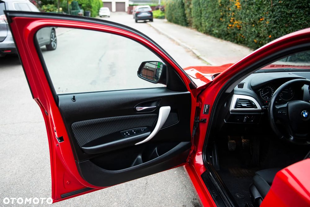 BMW Seria 1 118i Sport Line - 17