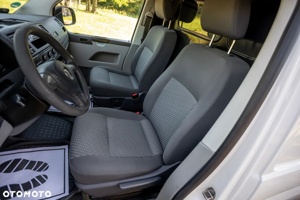 Volkswagen T5 Transporter LONG - 17