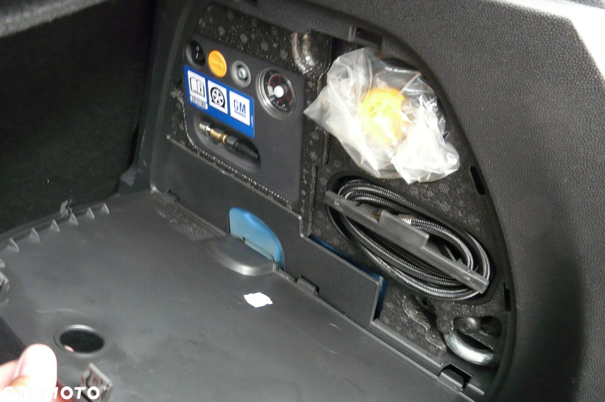 Opel Corsa 1.4 Turbo (ecoFLEX) Start/Stop Innovation - 28