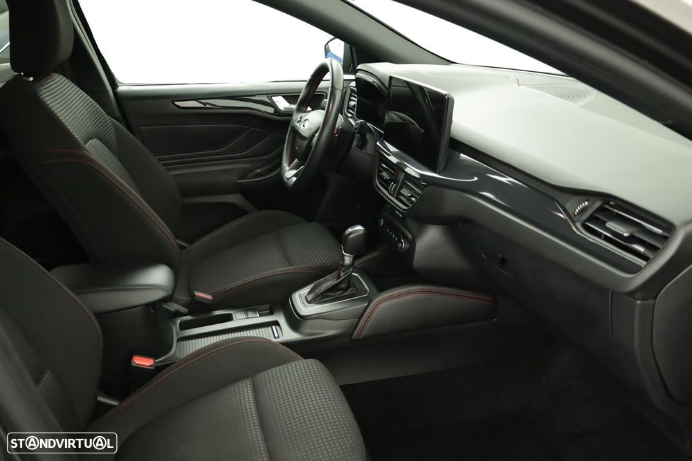 Ford Focus SW 1.0 EcoBoost MHEV ST-Line X Aut. - 21