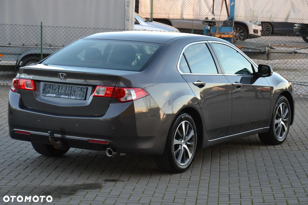 Honda Accord 2.0 Elegance - 12