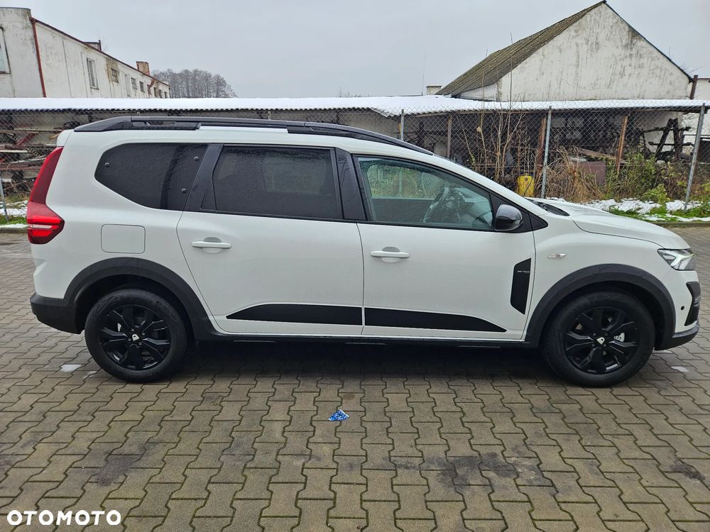 Dacia Jogger TCe 110 (7-Sitzer) Extreme - 4