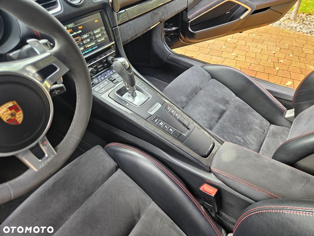 Porsche Cayman GTS PDK - 17