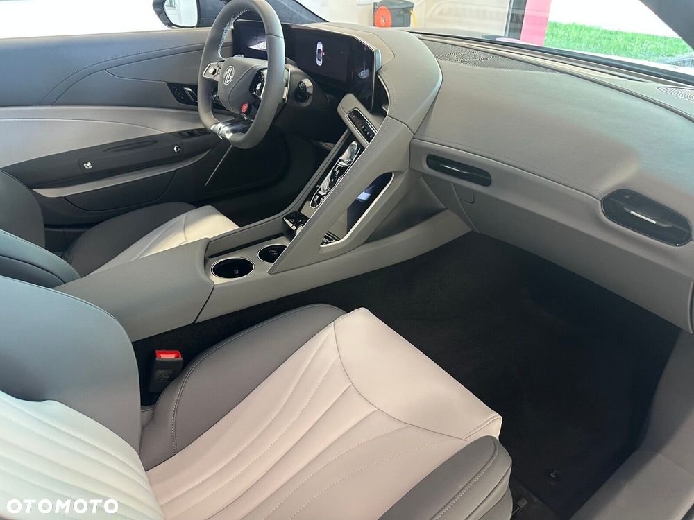MG Cyberster 77kWh RWD Czarny Dach - 9