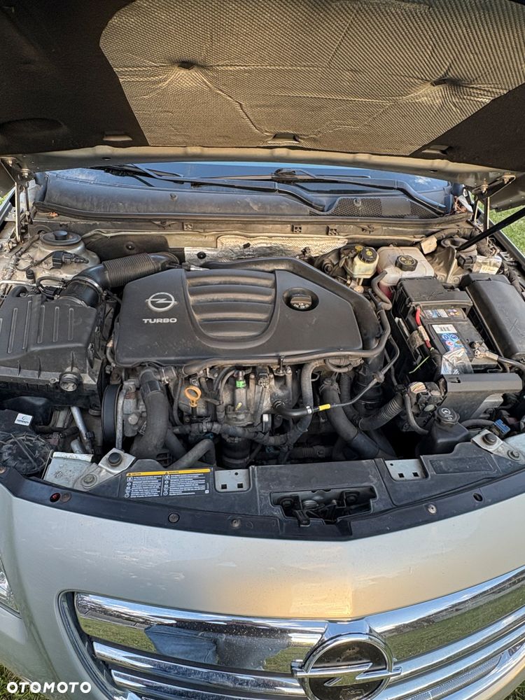 Opel Insignia 2.0 T Cosmo 4x4 - 9