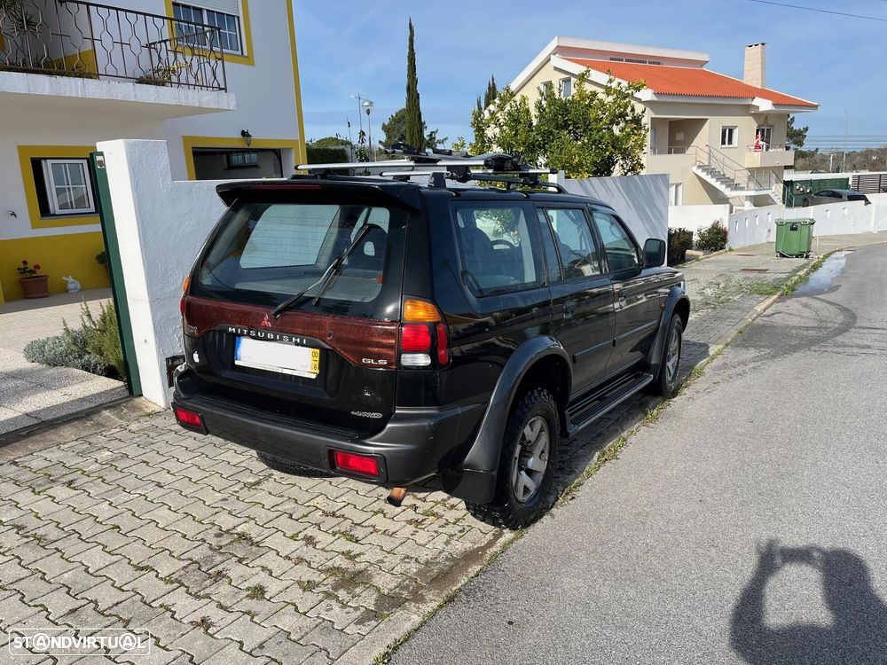 Mitsubishi Pajero Sport 2.5 TD GLS - 4