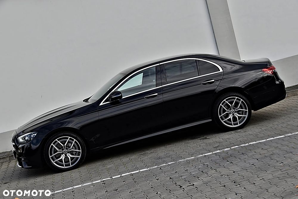 Mercedes-Benz Klasa E 220 d 4-Matic 9G-TRONIC - 6