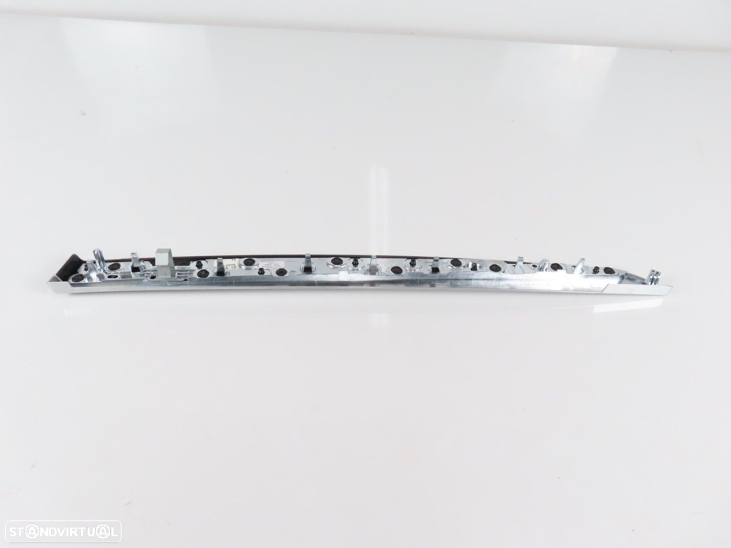 Friso da porta em Alumínio Escovado Esquerdo/Trás Seminovo/ Original BMW 5 (F10)... - 3