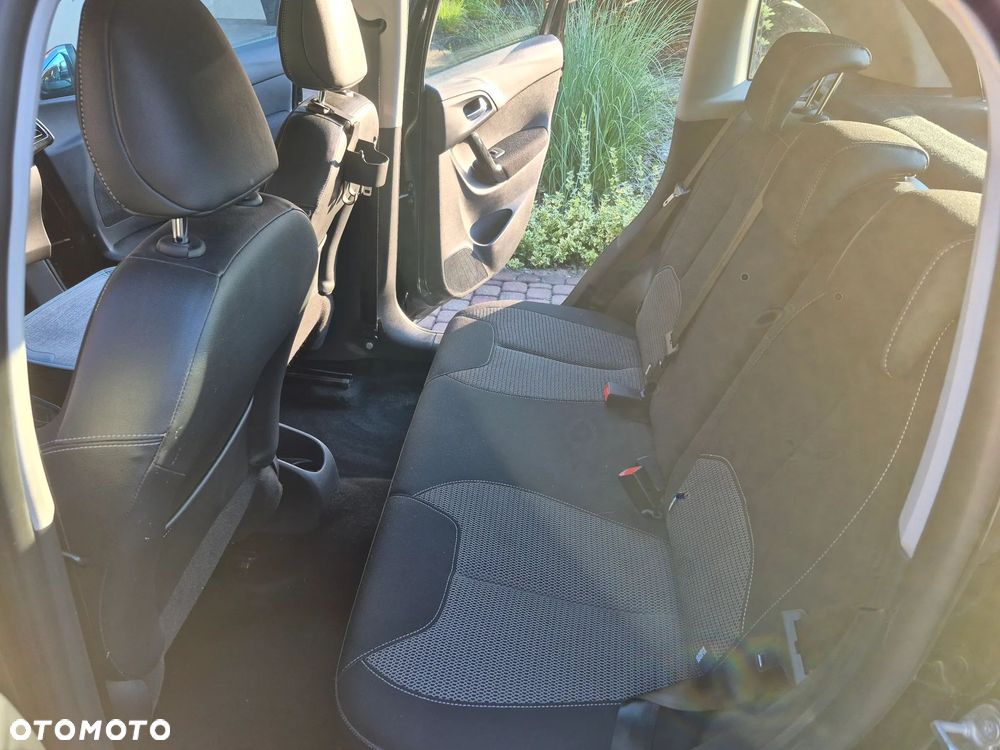 Citroën C3 1.2 PureTech Exclusive ETG - 9