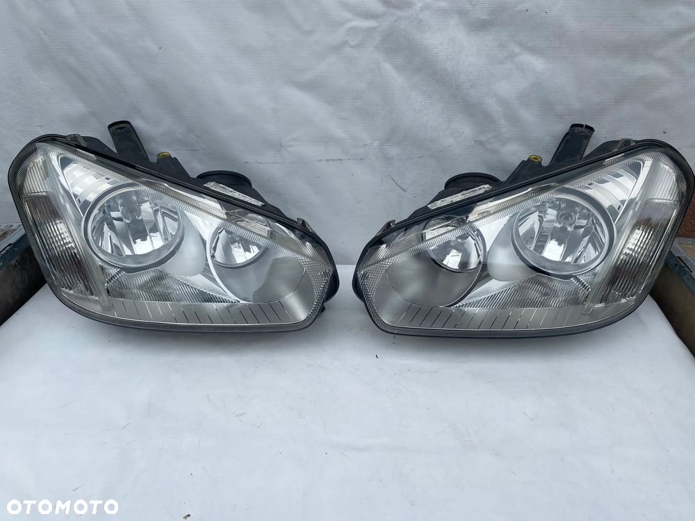 lampy ford c max I lift komplet eu całe - 1