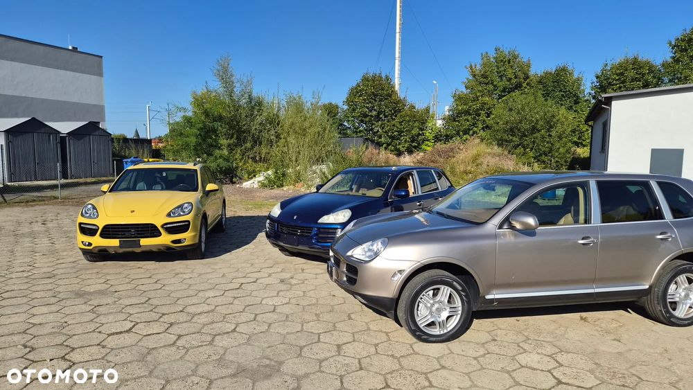 Porsche Cayenne Turbo - 11