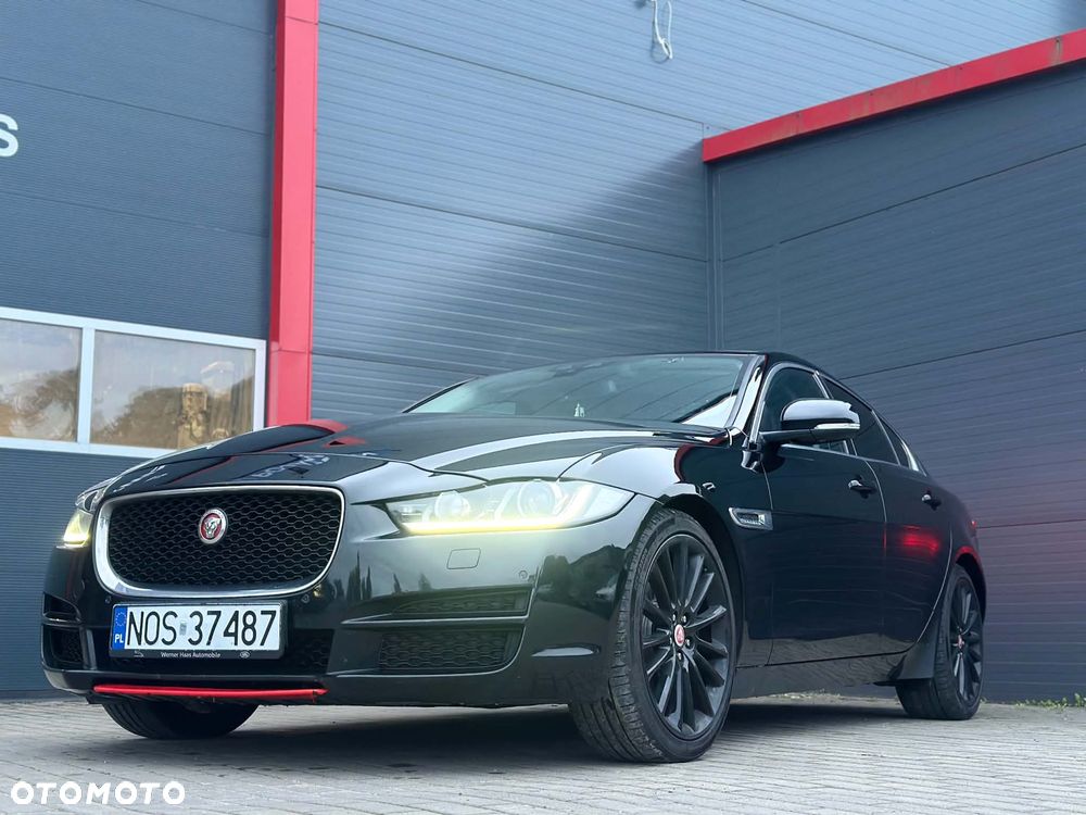 Jaguar XE 20d Prestige - 2