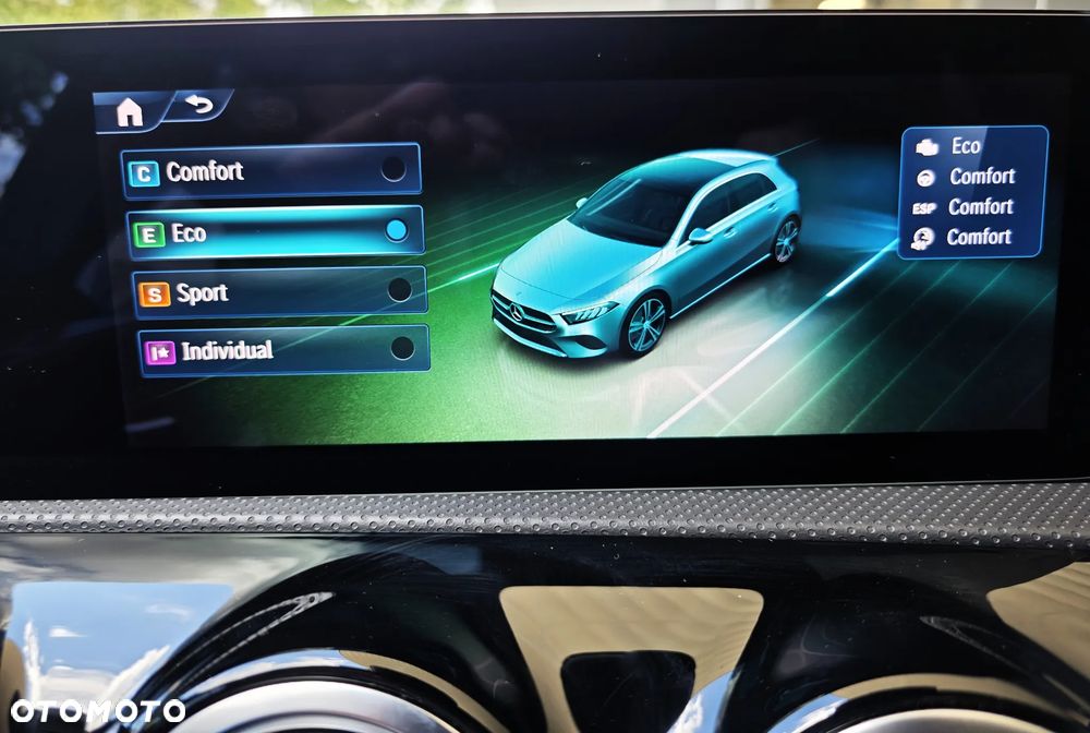 Mercedes-Benz Klasa A 200 AMG Line 7G-DCT - 30