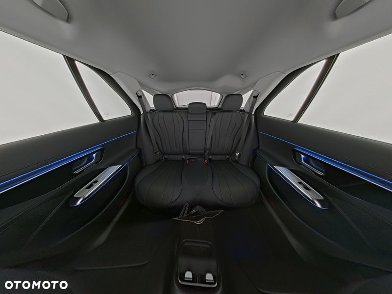 Mercedes-Benz Klasa E 220 d mHEV 4-Matic All-Terrain Avantgarde 9G-Tronic - 9
