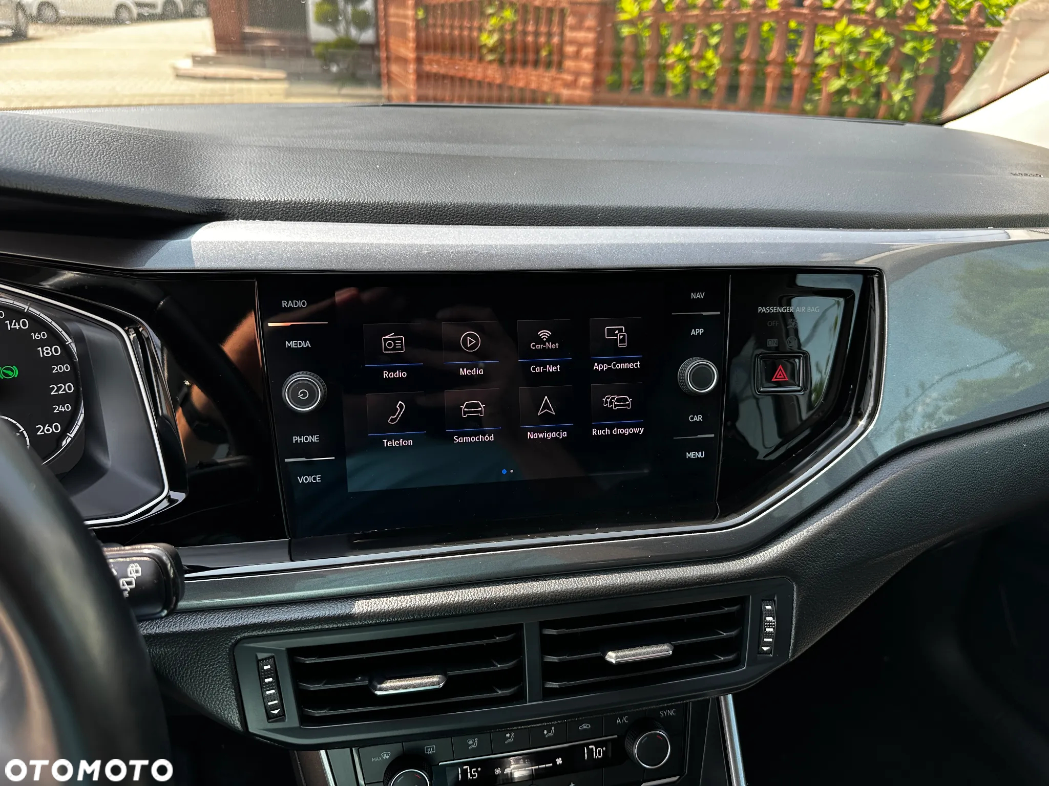 Volkswagen Polo - 12