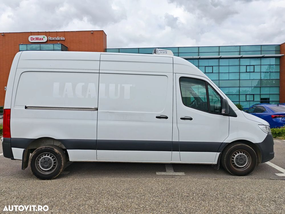 Mercedes-Benz Sprinter - 10