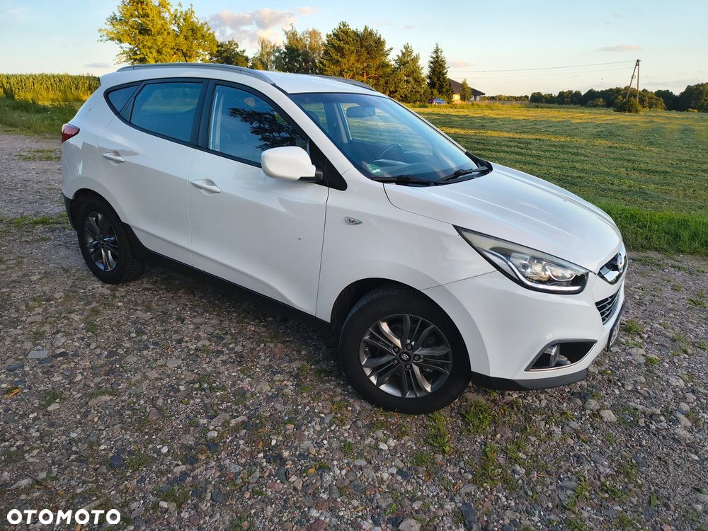 Hyundai ix35 blue 1.6 2WD Finale Gold - 3