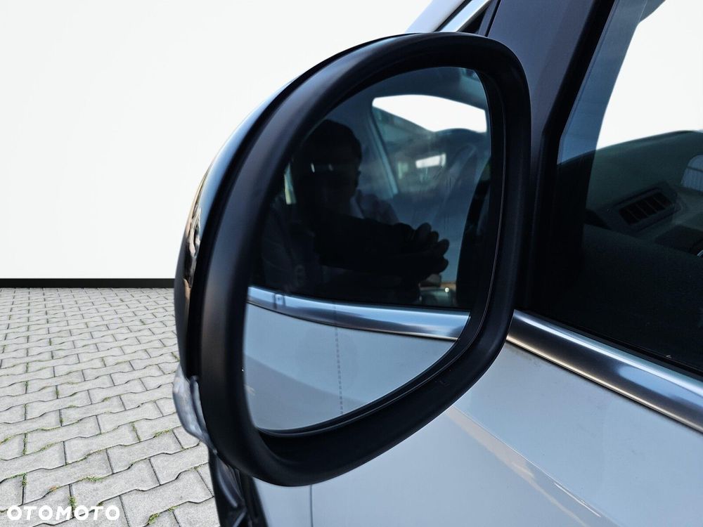 Volkswagen Sharan - 12