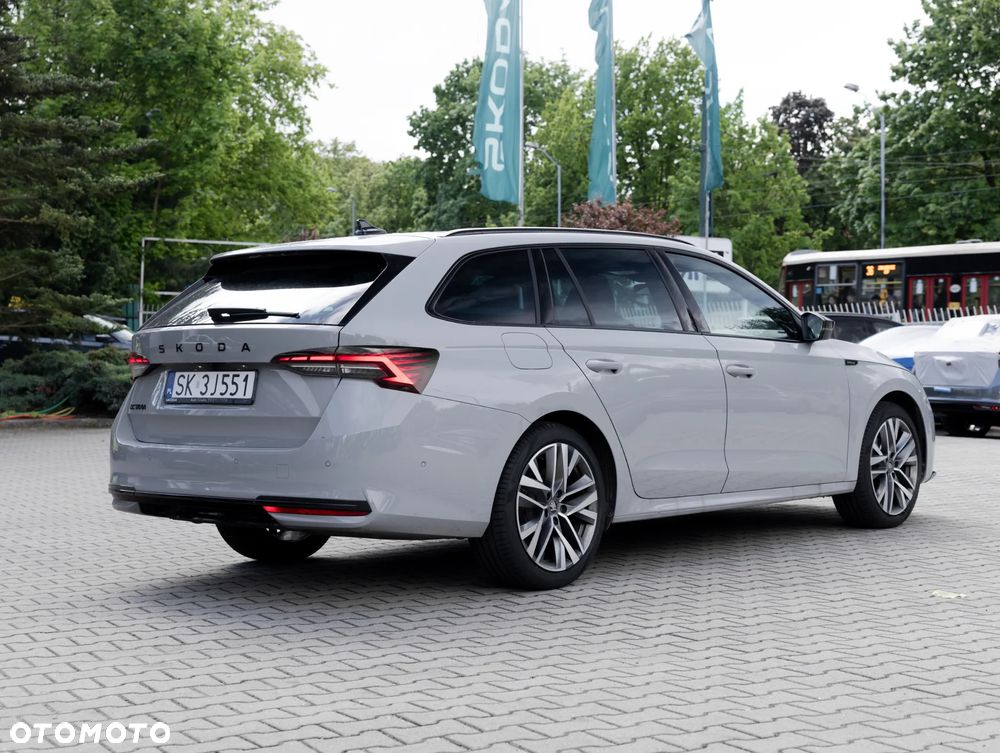 Skoda Octavia 2.0 TDI Sportline DSG - 8
