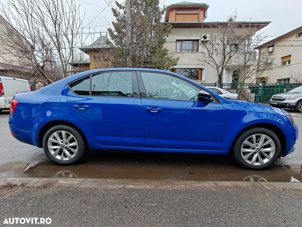 Skoda Octavia 2.0 TDI DSG 4X4 RS - 7