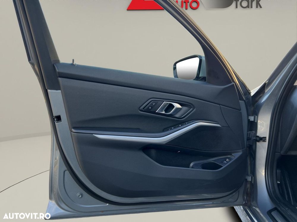 BMW Seria 3 318d AT MHEV - 17