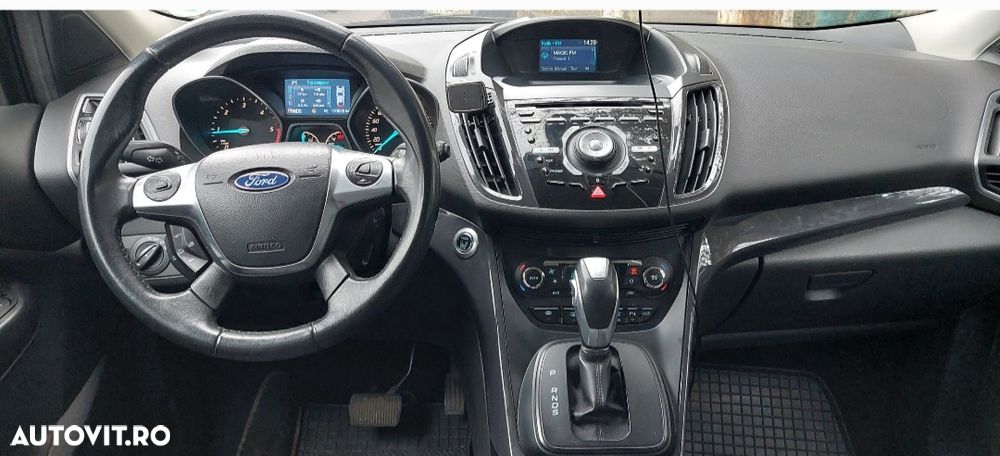 Ford Kuga 2.0 TDCi Powershift 4WD Titanium - 9