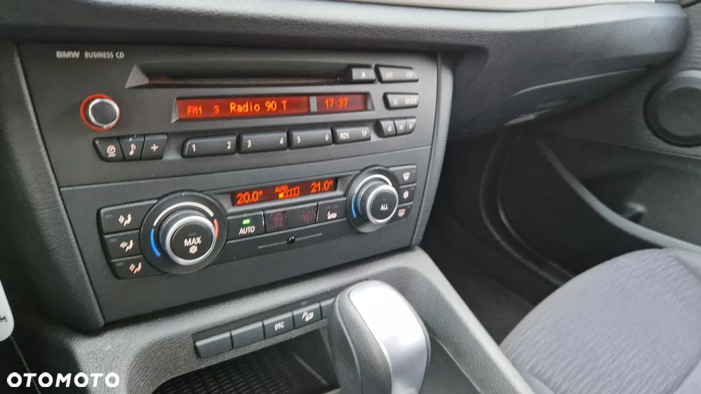 BMW X1 xDrive20d - 11