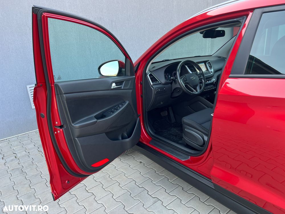 Hyundai Tucson blue 1.7 CRDi 2WD DCT Premium - 31