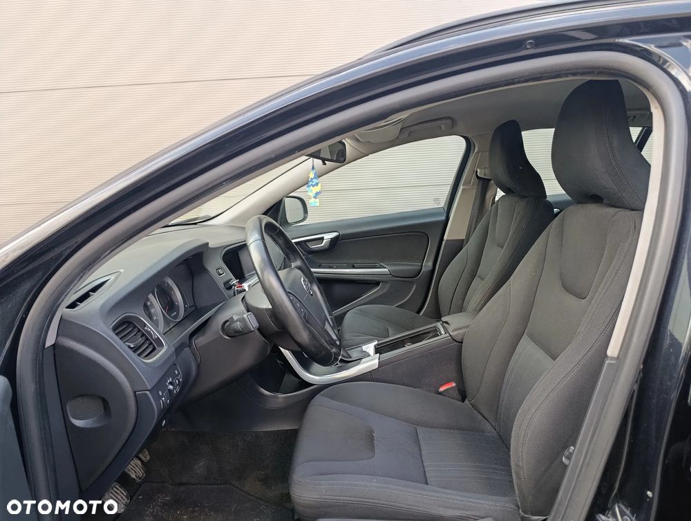 Volvo V60 D2 Edition Pro - 26