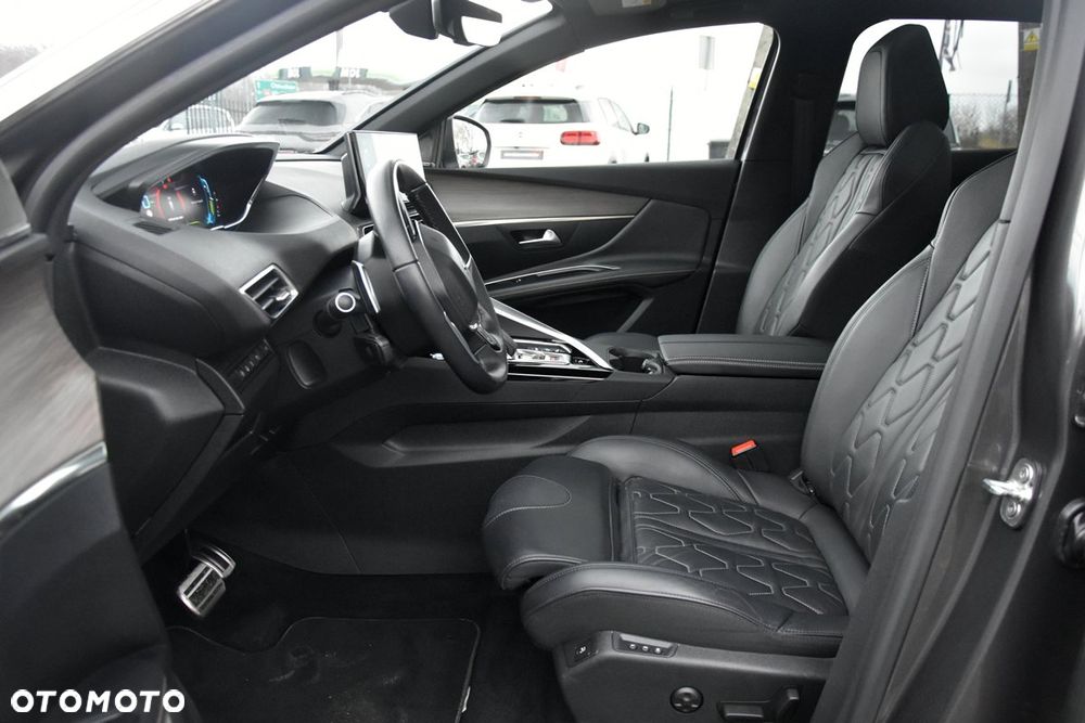 Peugeot 3008 1.6 PureTech HYbrid4 GT Line S&S EAT8 - 15