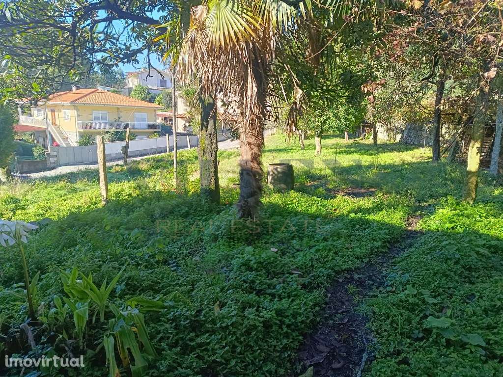 2 Moradias Rústicas para restauro em Arnoso Santa Maria, Vila Nova ... - Grande imagem: 3/9