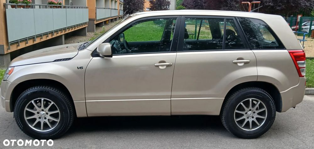 Suzuki Grand Vitara 2.7 V6 - 1