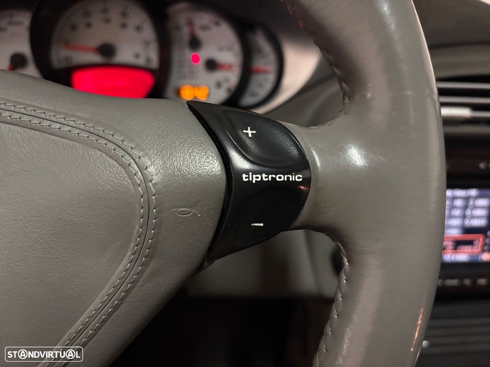 Porsche 911 (996) - 12