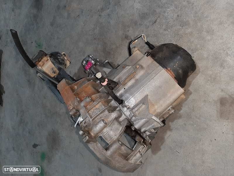 CAIXA VELOCIDADES RENAULT EXPRESS FURGÃO 1989 -JB1032 - 2