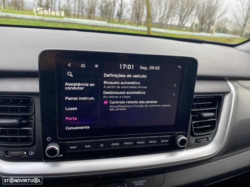 Kia Stonic 1.2 MPi Dynamic - 29