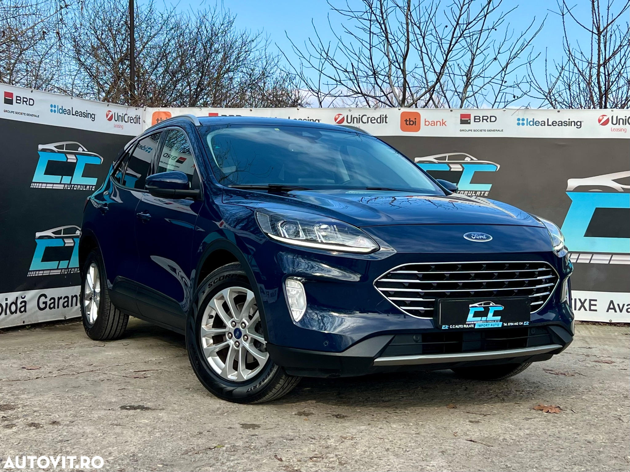 Ford Kuga 1.5 EcoBlue A8 FWD Titanium - 3
