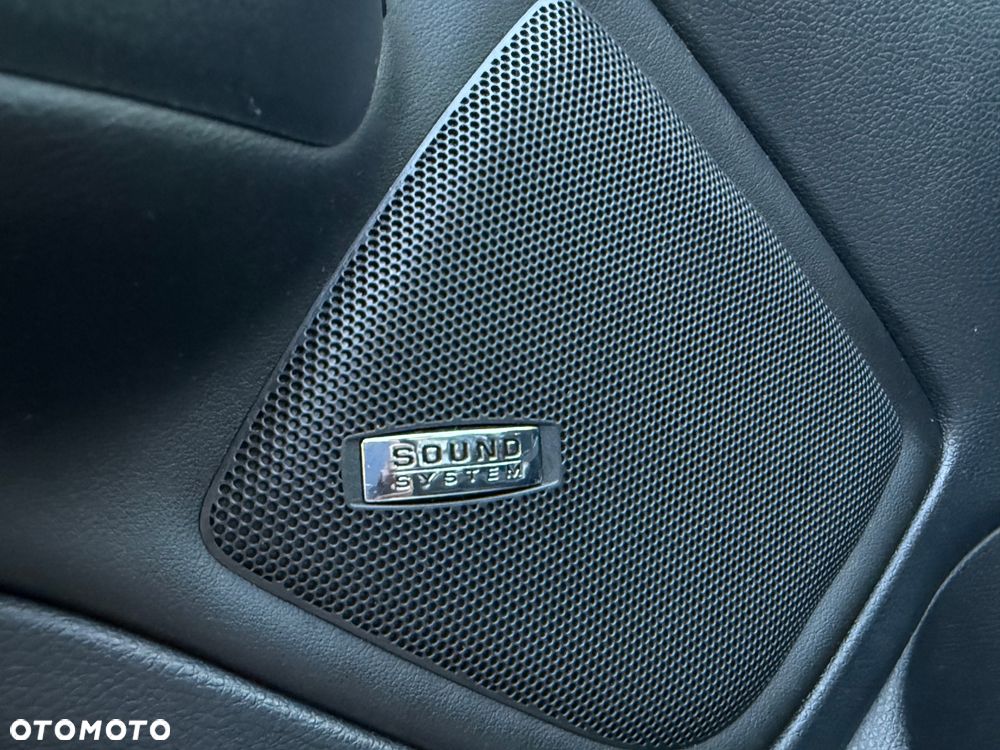 Skoda Octavia 2.0 TDI DPF RS - 23