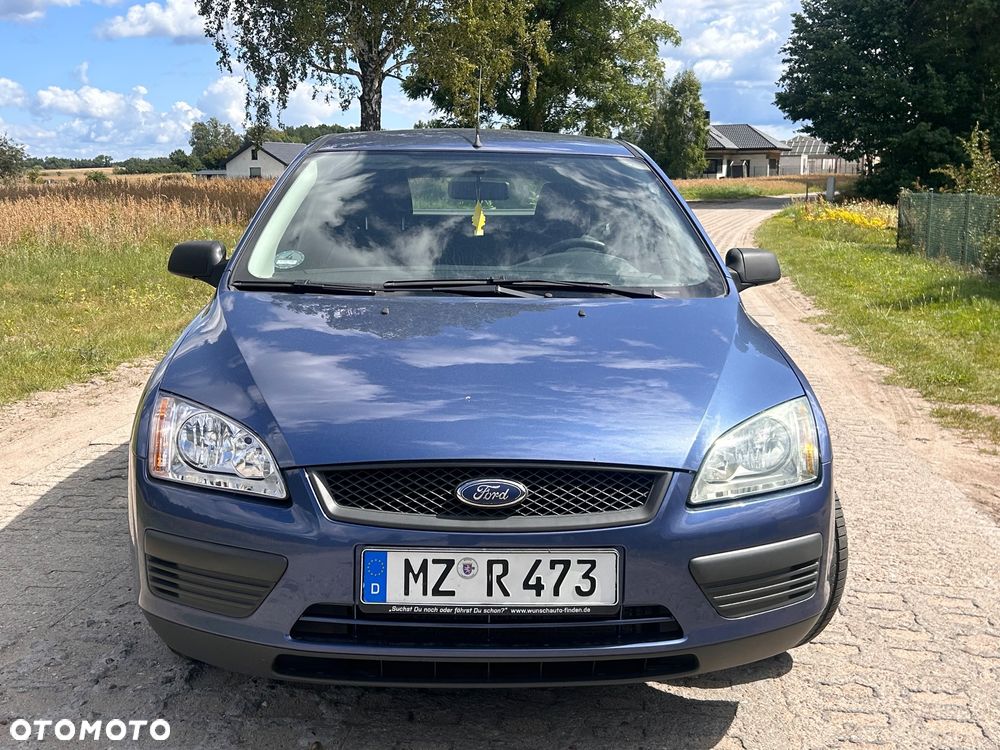 Ford Focus 1.6 16V Style - 14