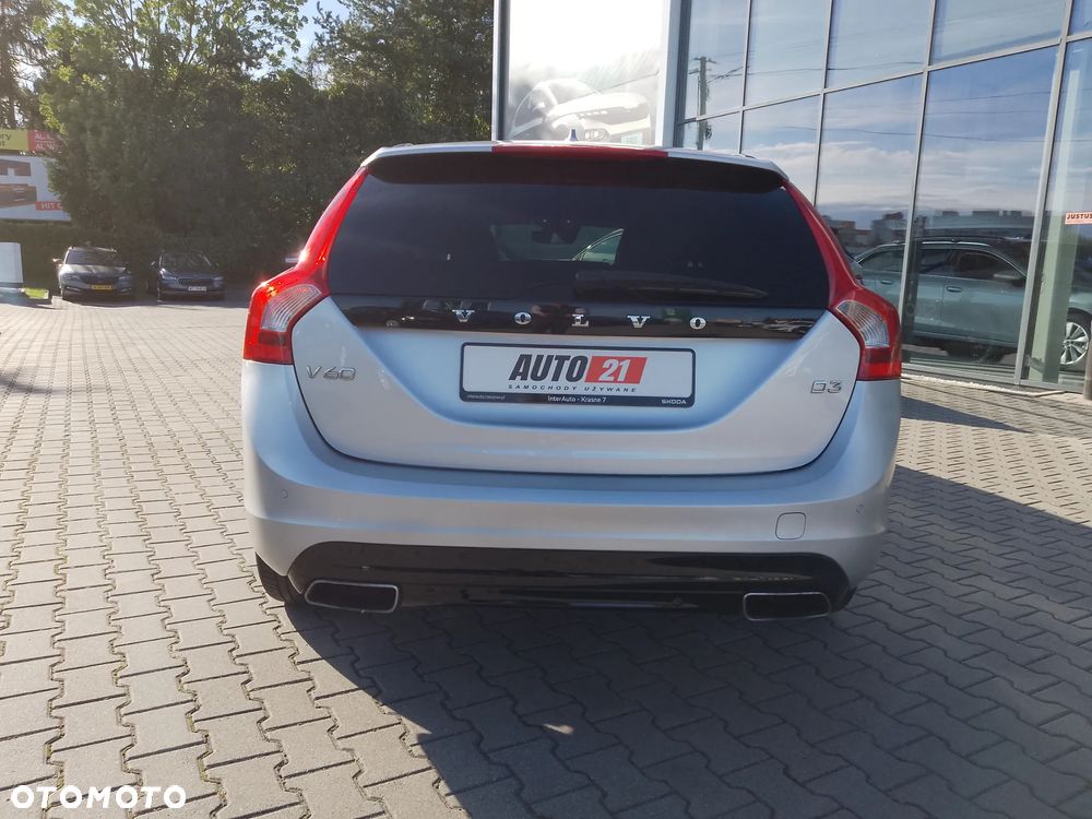 Volvo V60 D3 Geartronic Kinetic - 7