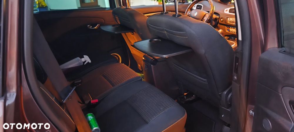 Renault Grand Scenic Gr 1.9 dCi Confort Privilege - 11