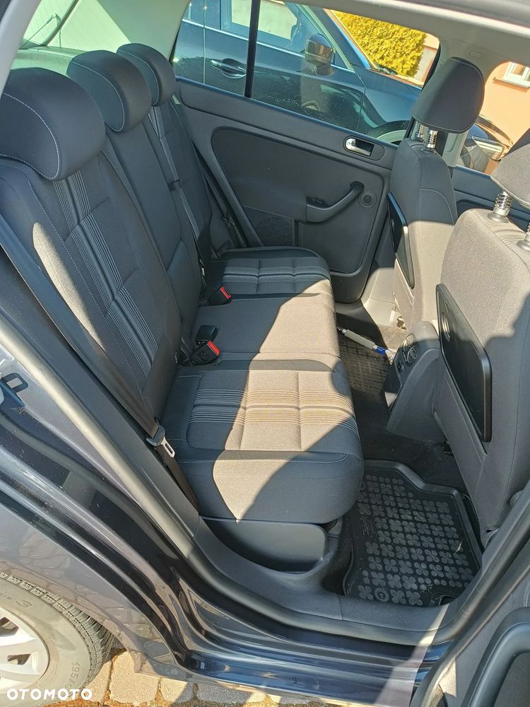 Volkswagen Golf 2.0 TDI DPF MATCH - 4