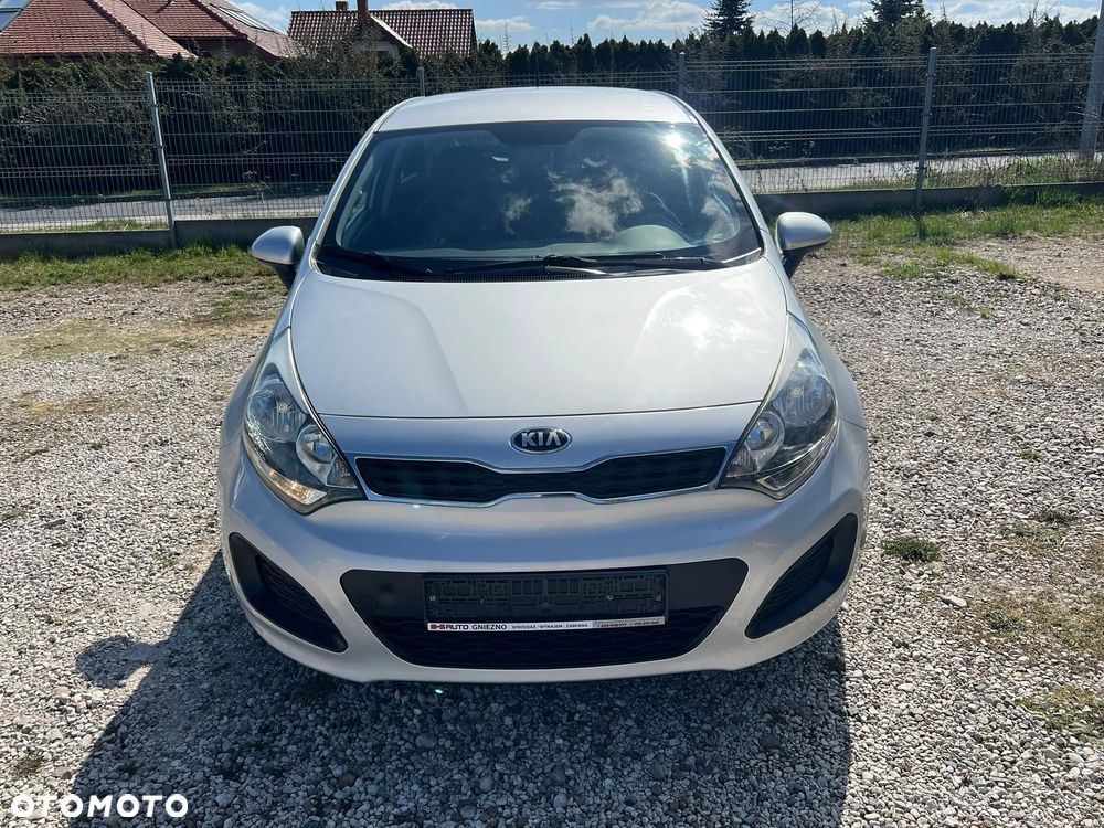 Kia Rio 1.2 Dream Team Edition - 2