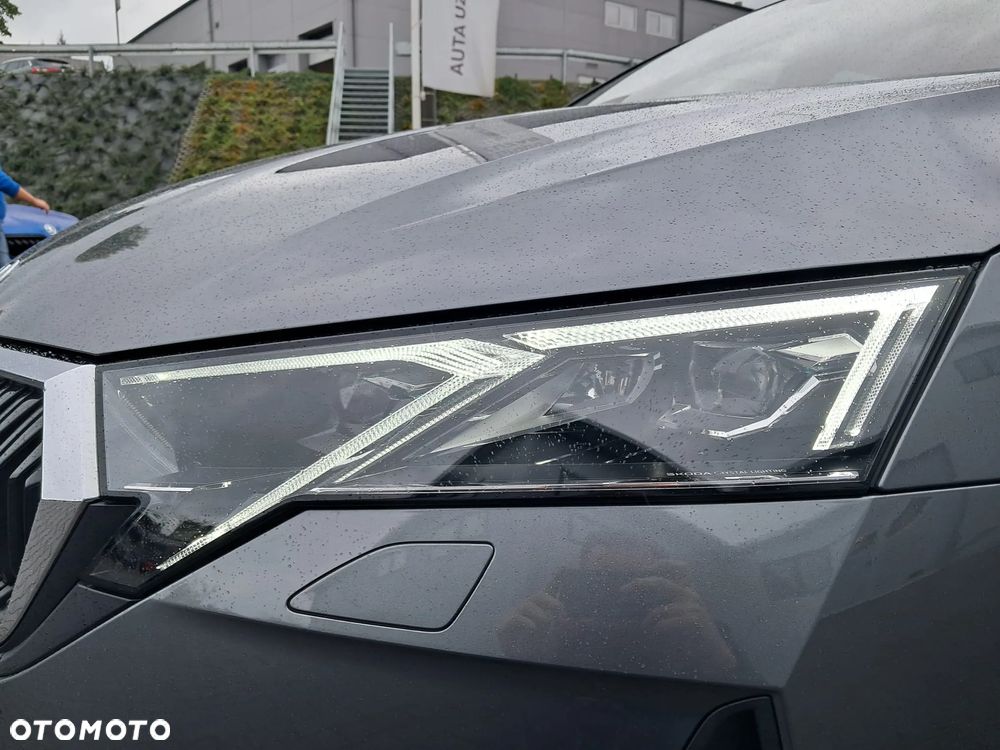 Skoda Octavia 1.5 TSI mHEV Selection DSG - 32