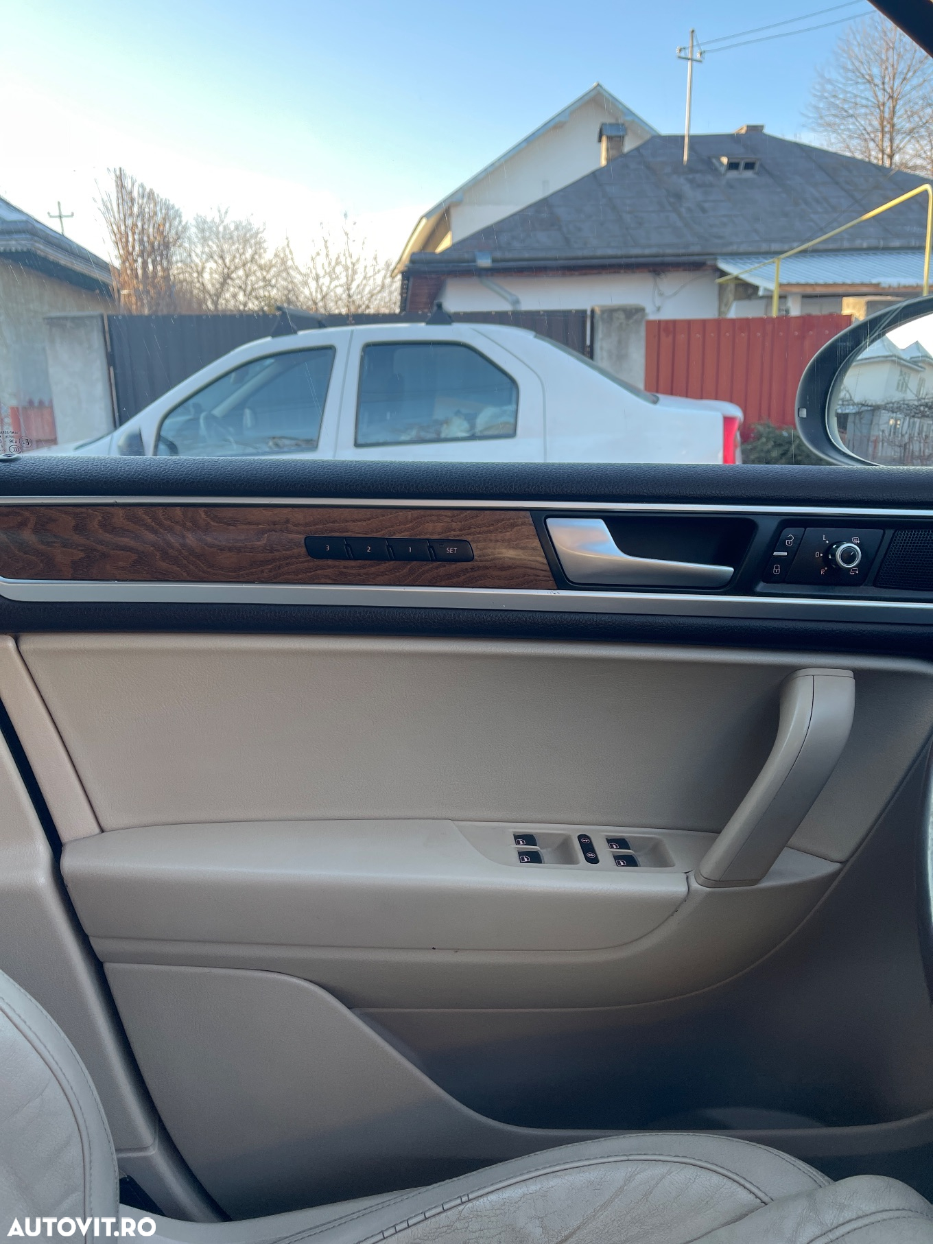 Volkswagen Touareg 3.0 V6 TDI BMT - 9