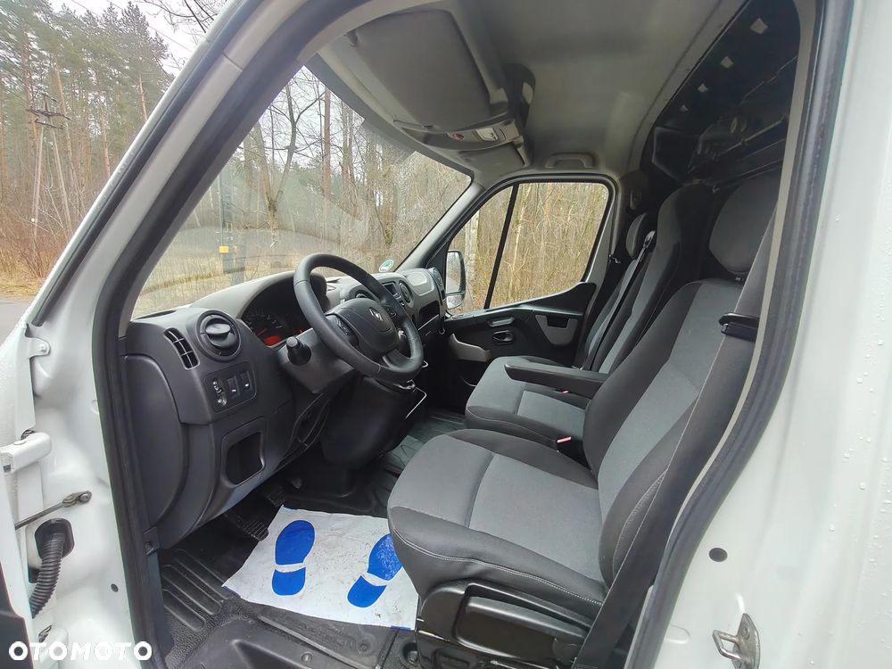 Renault Master - 29
