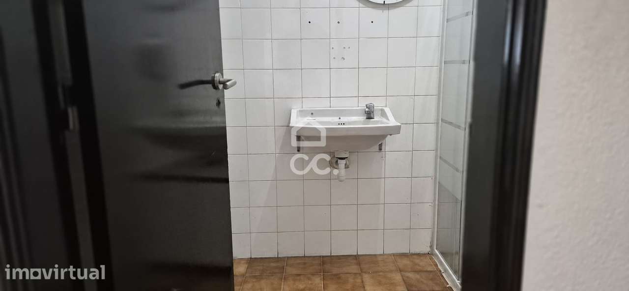 Armazem em Pataias para arrendamento - Grande imagem: 4/10