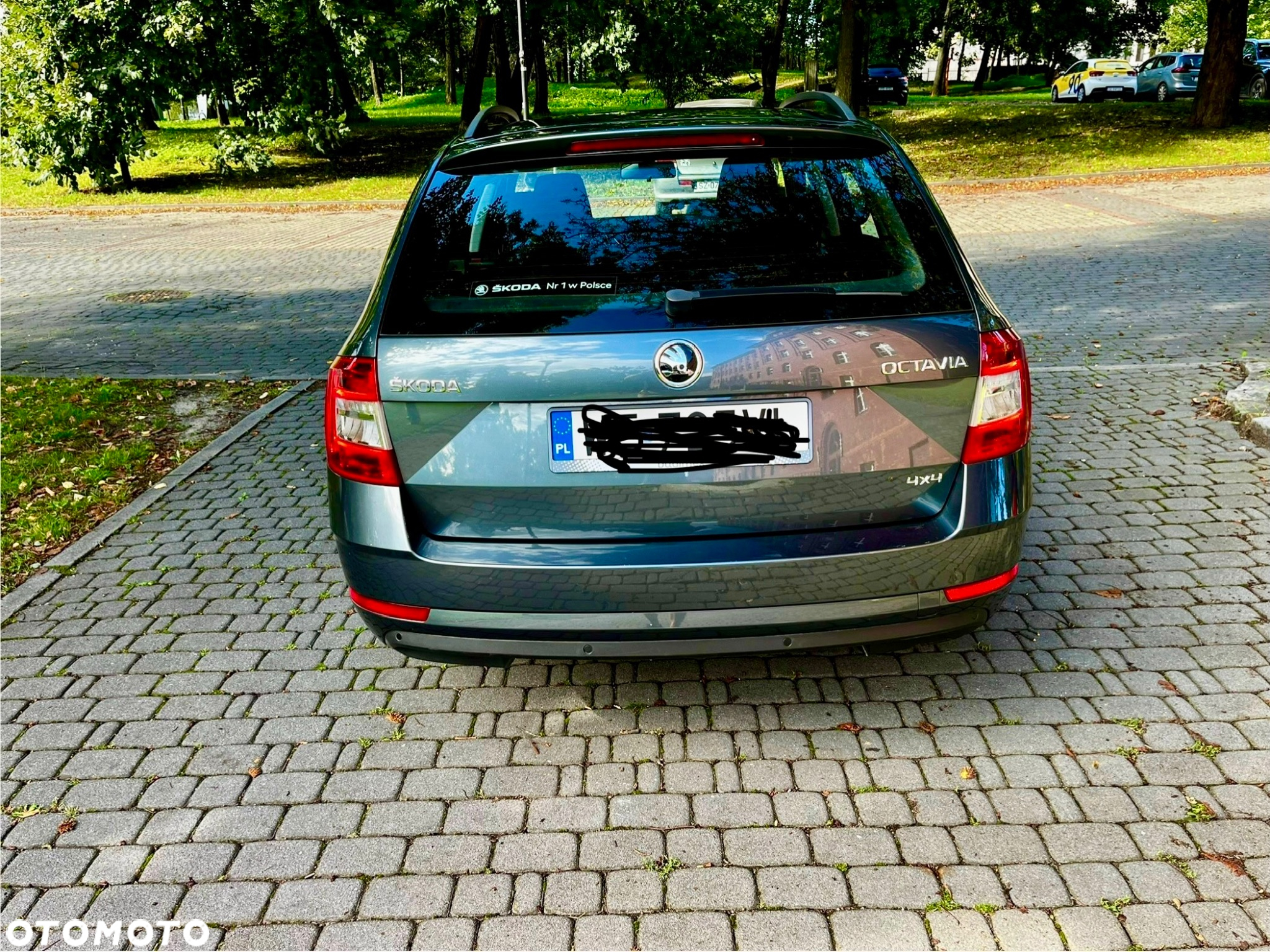 Skoda Octavia 2.0 TDI 4x4 Ambition DSG - 8