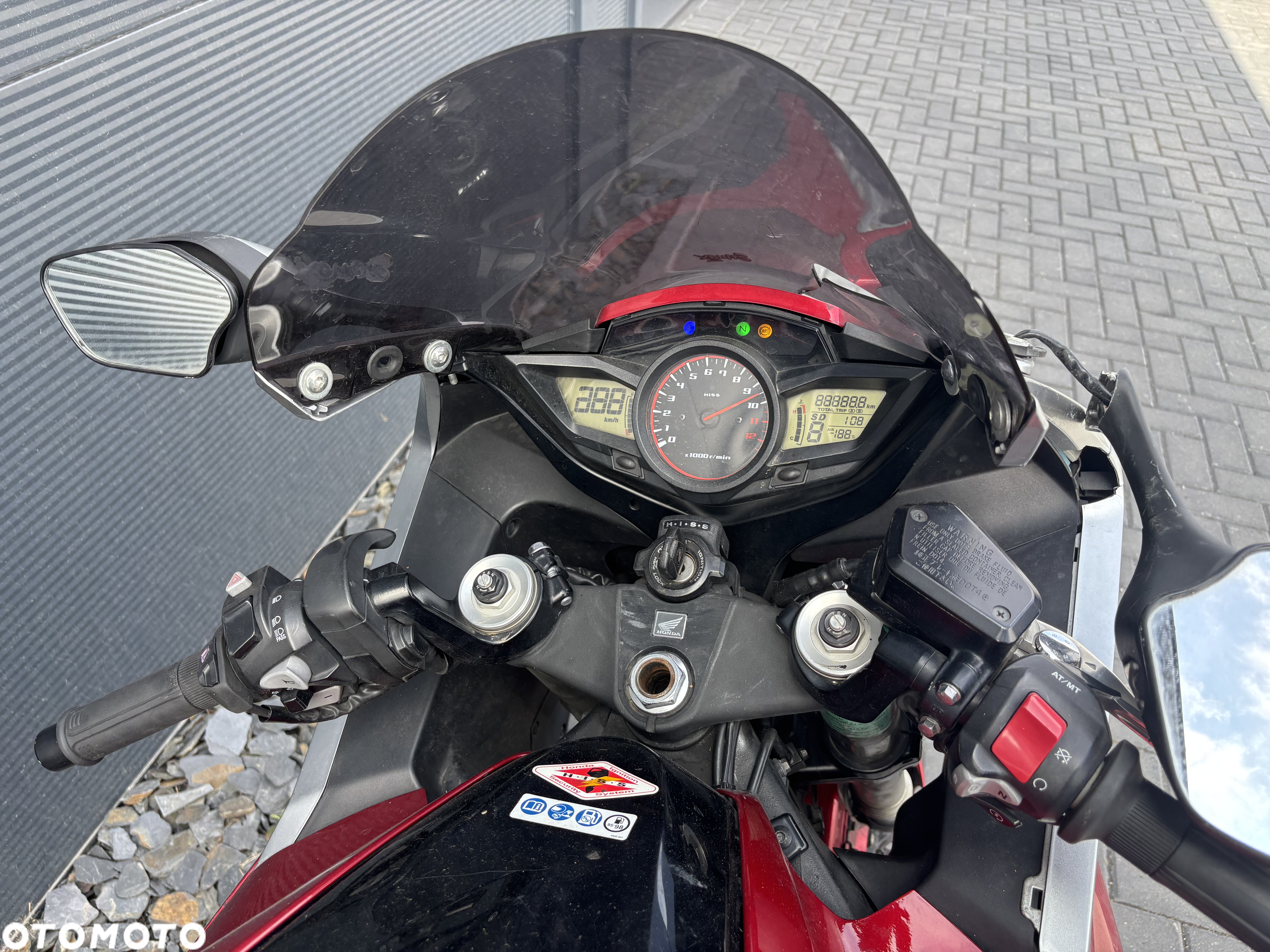 Honda VFR - 7