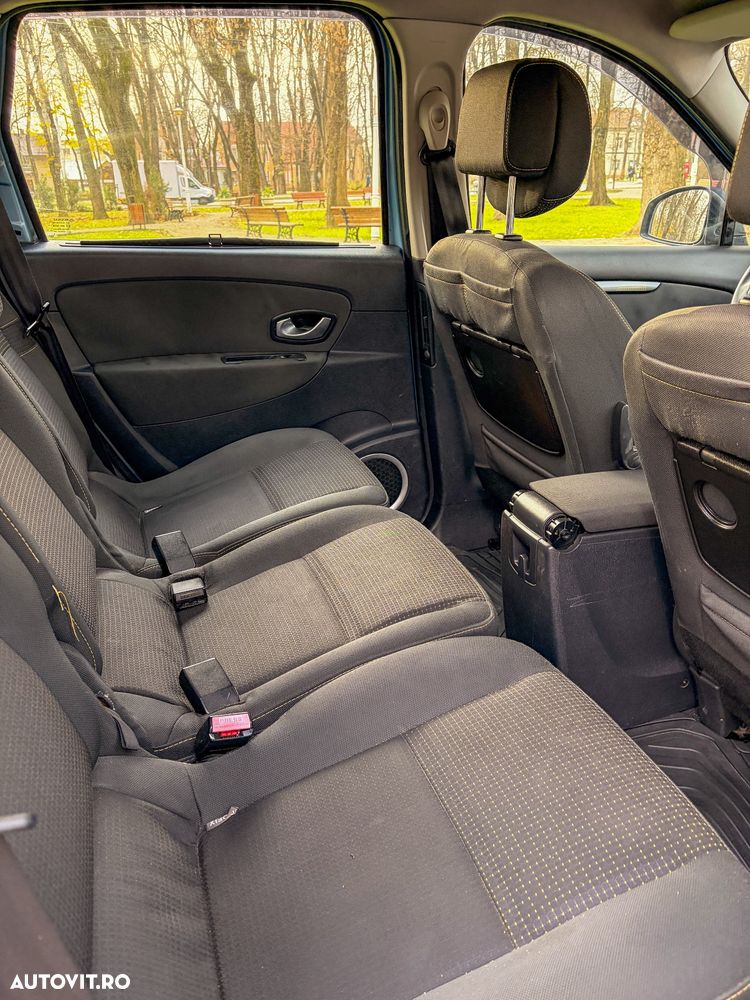 Renault Grand Scenic ENERGY dCi 110 Start & Stop Expression - 6