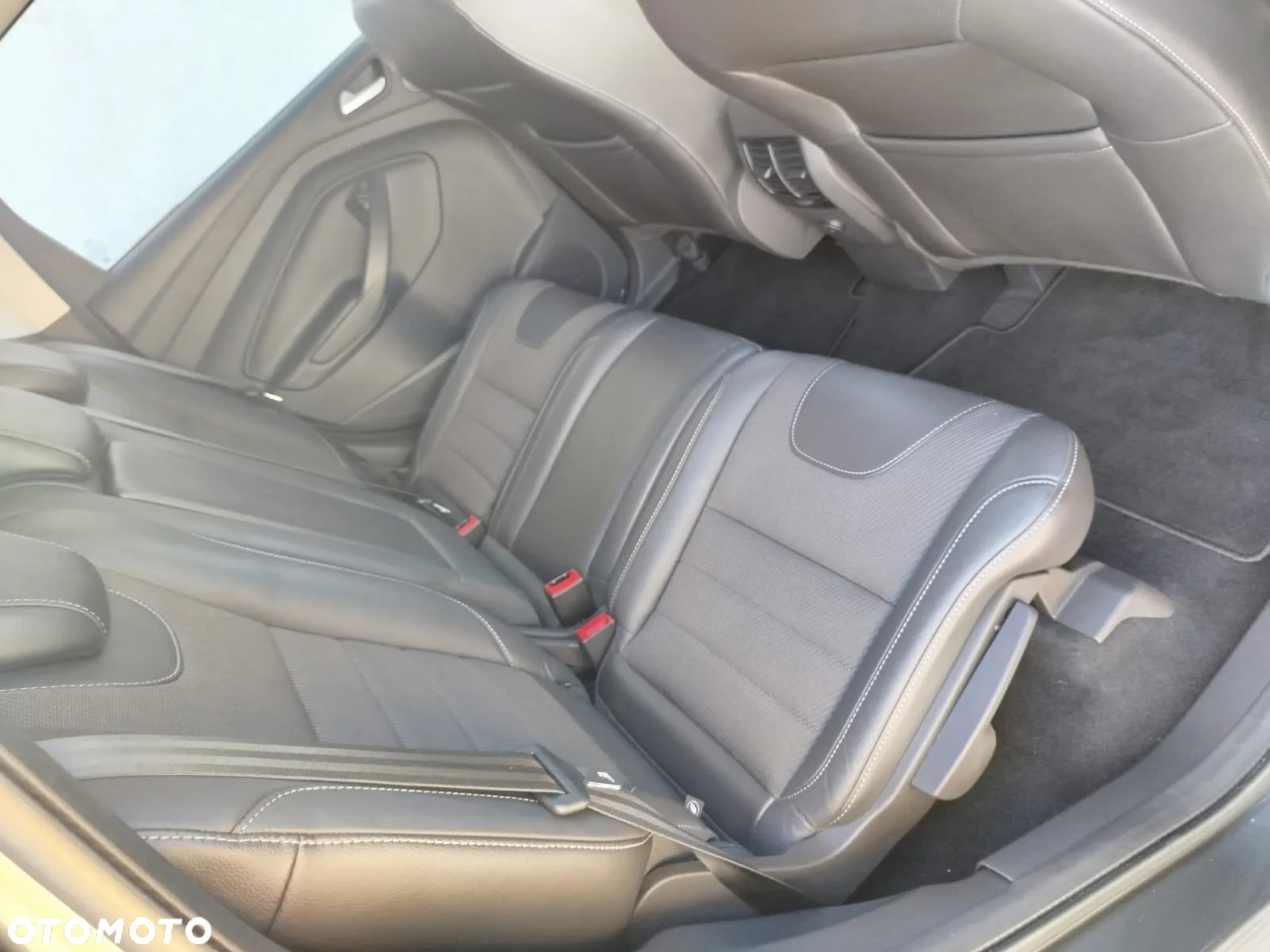 Ford Kuga 2.0 TDCi 4x4 Individual - 32